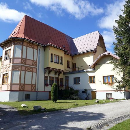 Apartman Pavilon D-Peter Vysoké Tatry Buitenkant foto